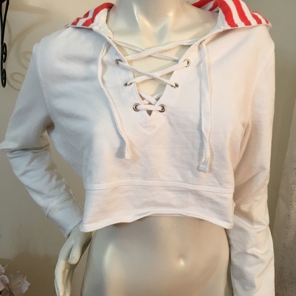 Lace up Cropped Hoodie‎